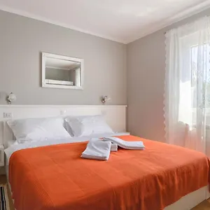 Apartment Hope