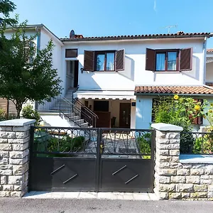 Apartment Nives